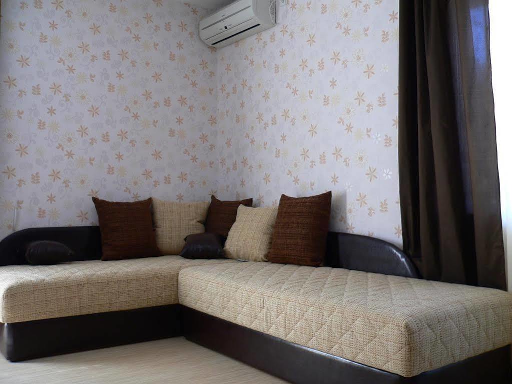 Tarnovski Dom Guest Rooms ヴェリコ・タルノヴォ エクステリア 写真