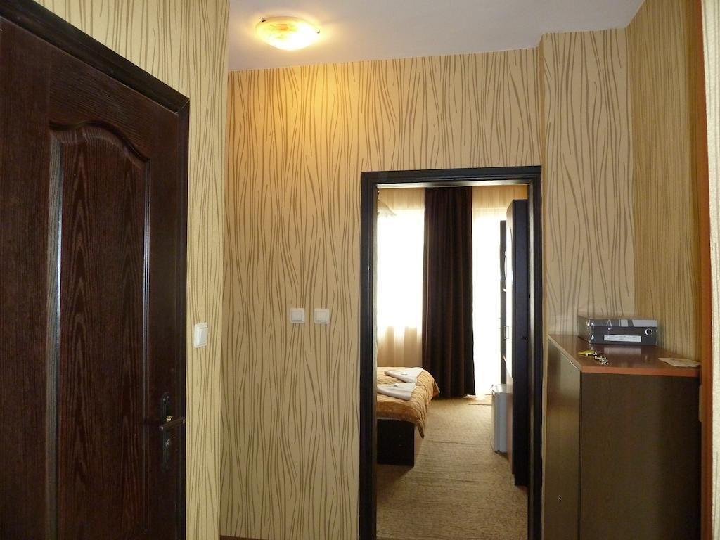 Tarnovski Dom Guest Rooms ヴェリコ・タルノヴォ エクステリア 写真