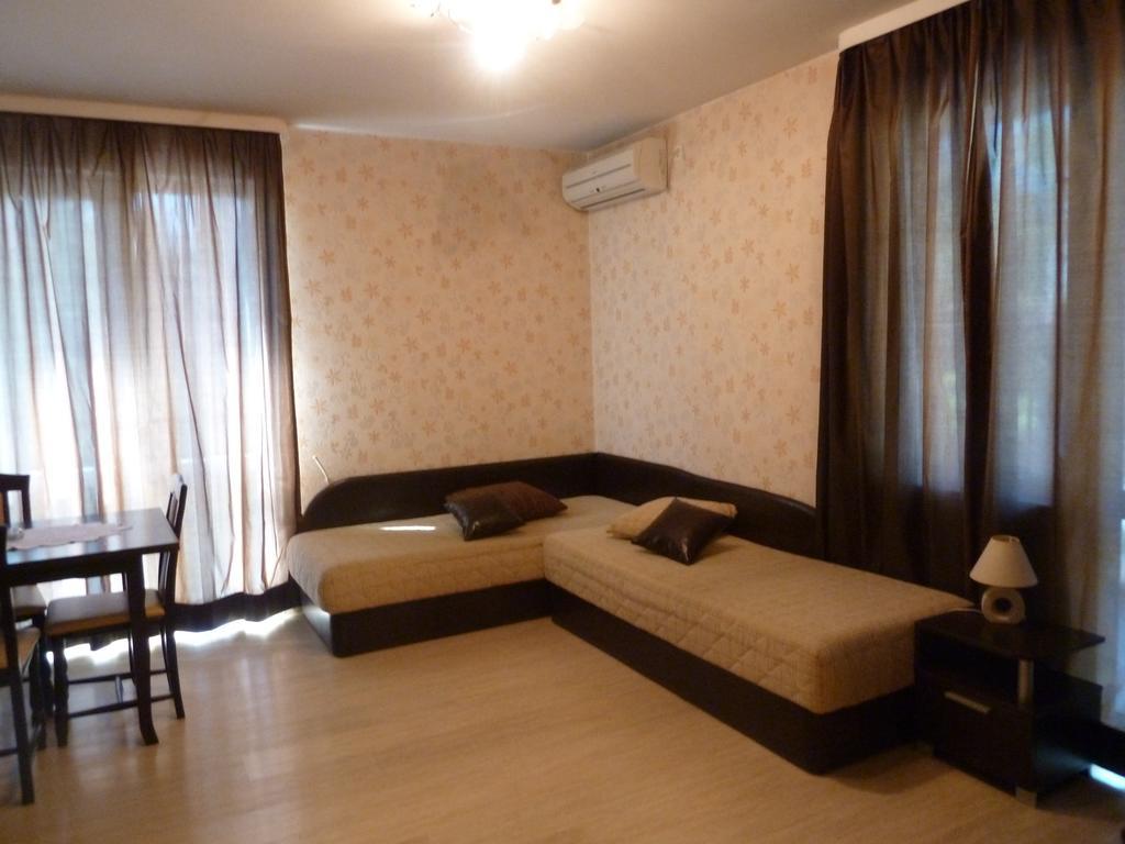 Tarnovski Dom Guest Rooms ヴェリコ・タルノヴォ 部屋 写真