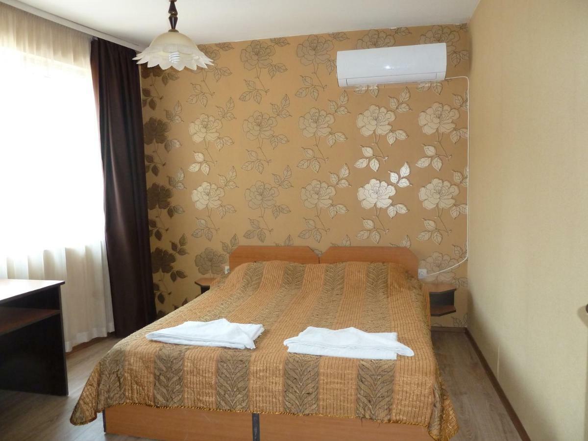 Tarnovski Dom Guest Rooms ヴェリコ・タルノヴォ エクステリア 写真